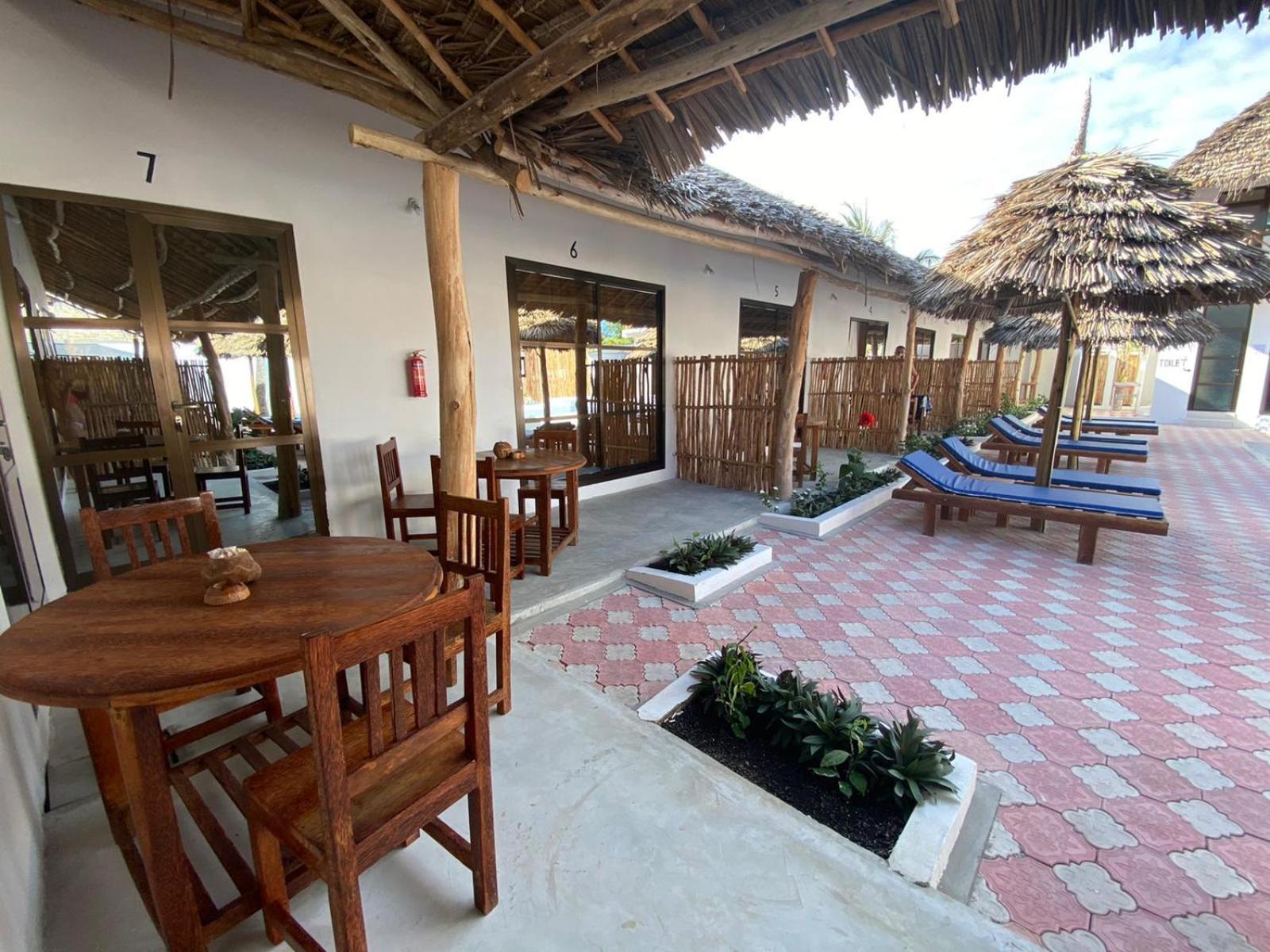 Amani Hotel Падже Экстерьер фото