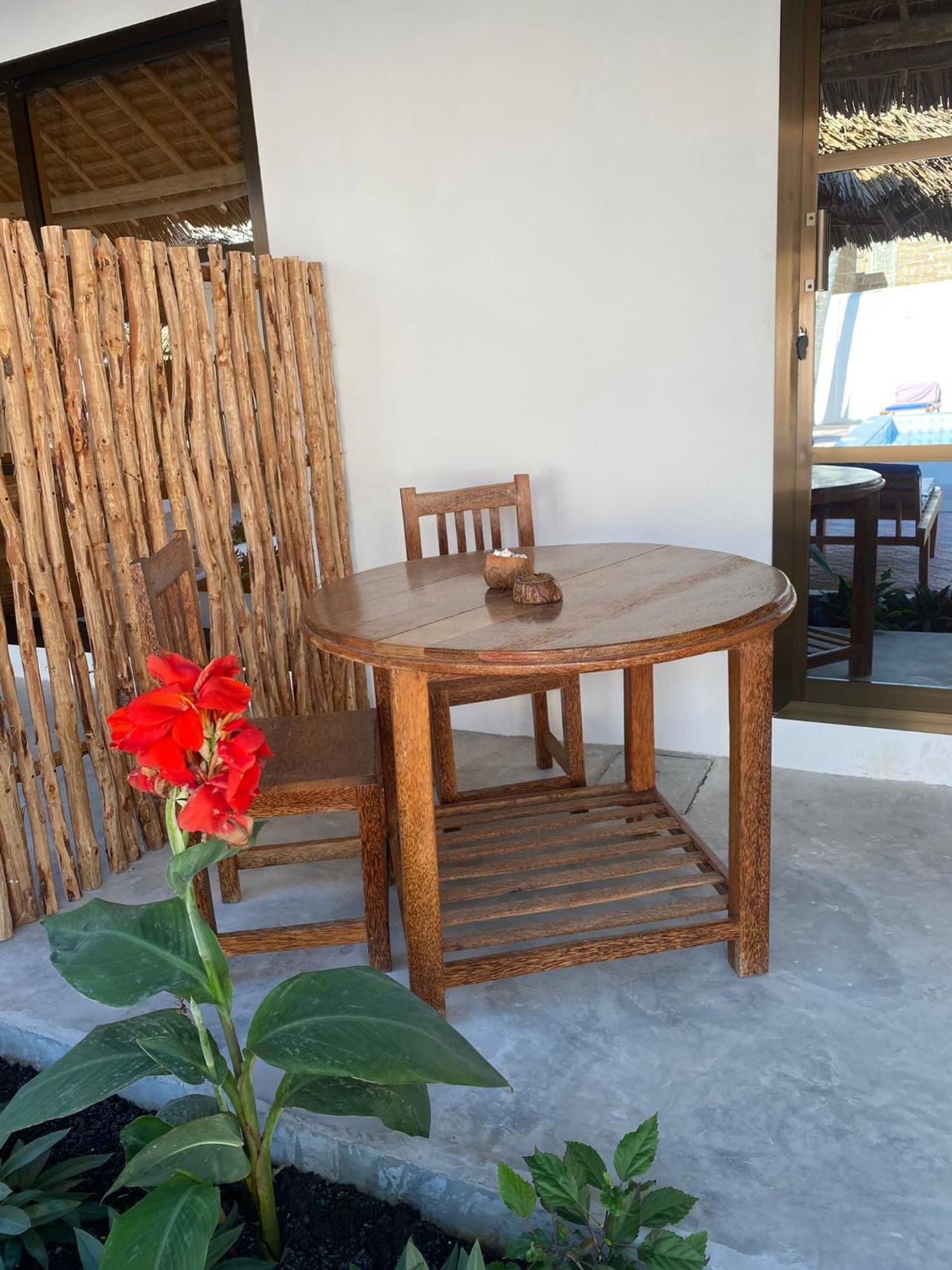 Amani Hotel Падже Экстерьер фото