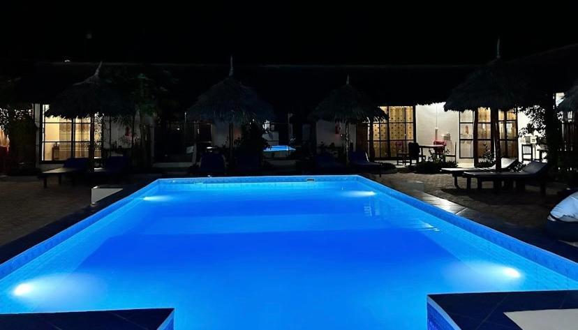 Amani Hotel Падже Экстерьер фото
